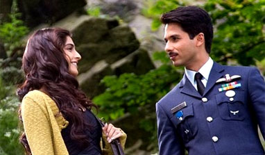 Review: Shahid-Sonam starrer ‘Mausam’ is poetry in motion!